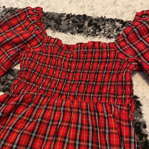 Bow Back Red Plaid Girls Dress, size 6/7 - Picture 3 of 7